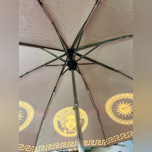 ☔️🌂 Unisex travel size Gianni Versace 100% authentic umbrella - Picture 8 of 8